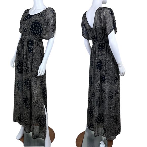 BONGO Dresses & Skirts - Bongo Size M Semi Sheer Chiffon Bandanna Dolman Sleeve Beach Pullover Maxi Dress